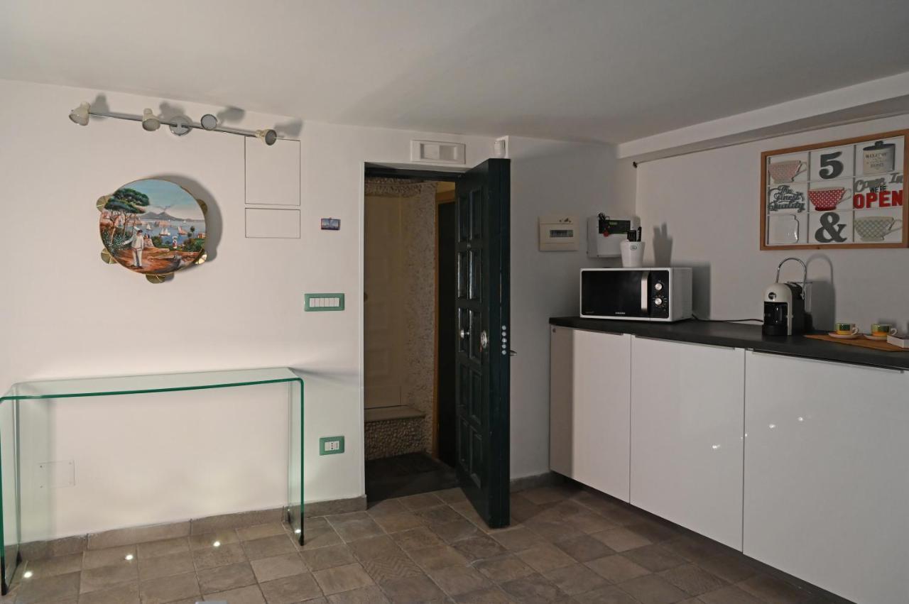 Il Rifugio Di Beppe Apartment Naples Exterior photo